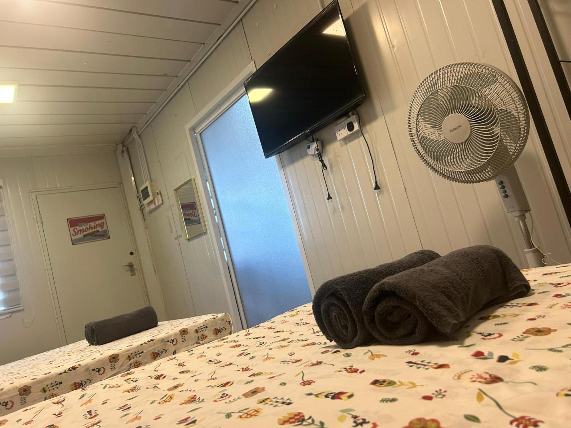 Merdeka Guest House 2 쿠칭 외부 사진
