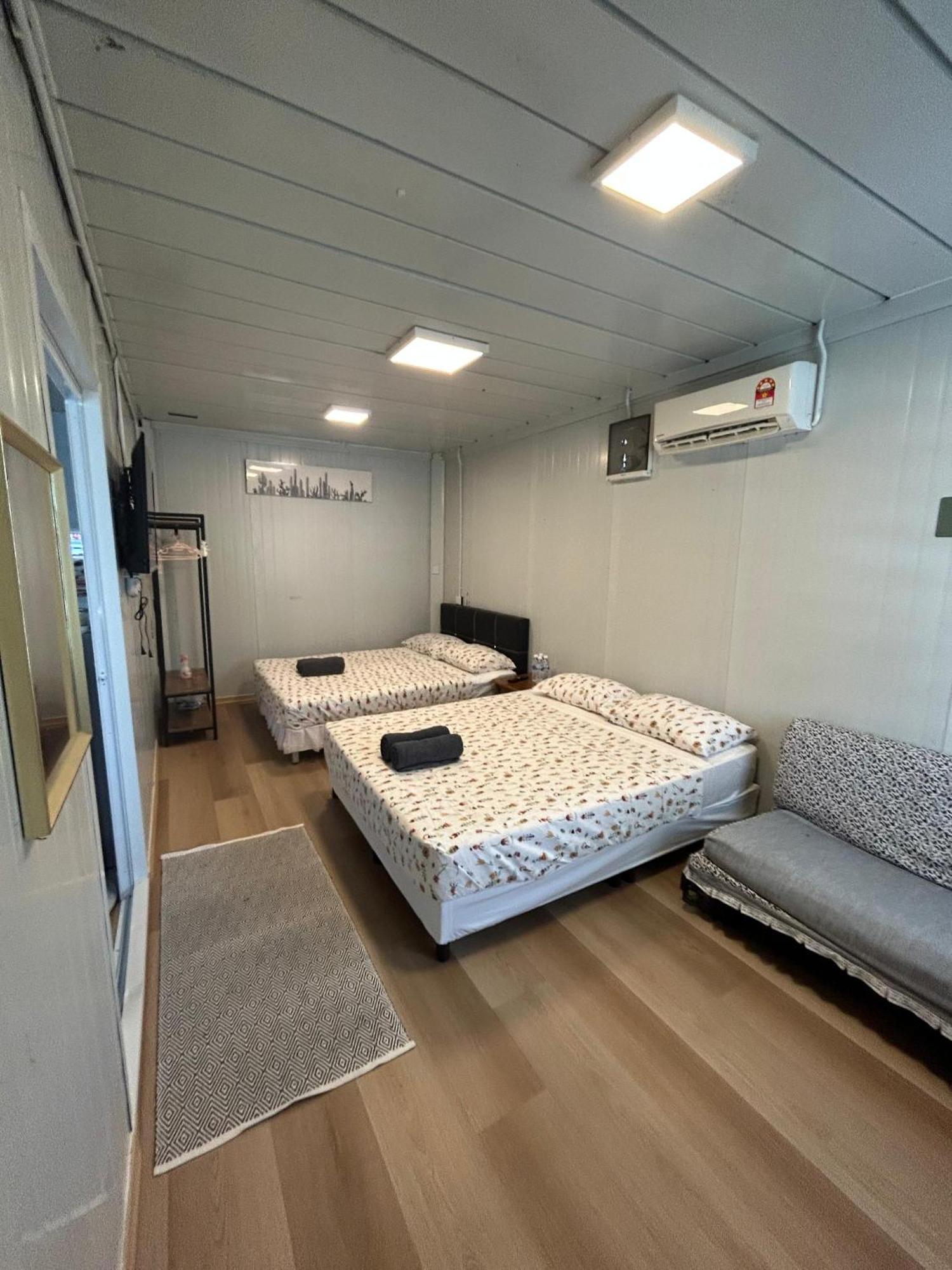 Merdeka Guest House 2 쿠칭 외부 사진