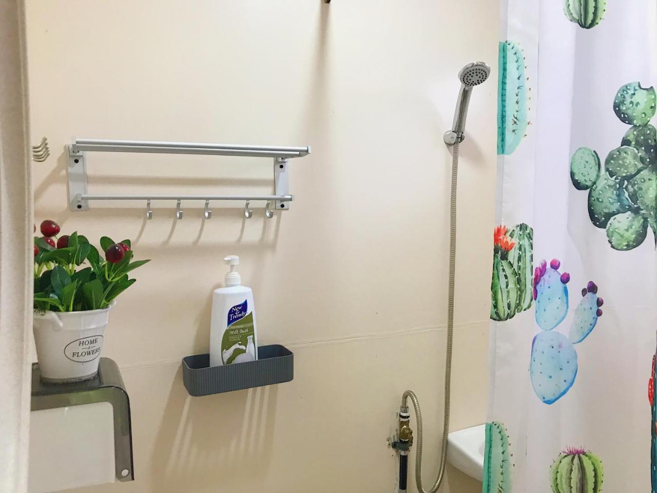 Merdeka Guest House 2 쿠칭 외부 사진