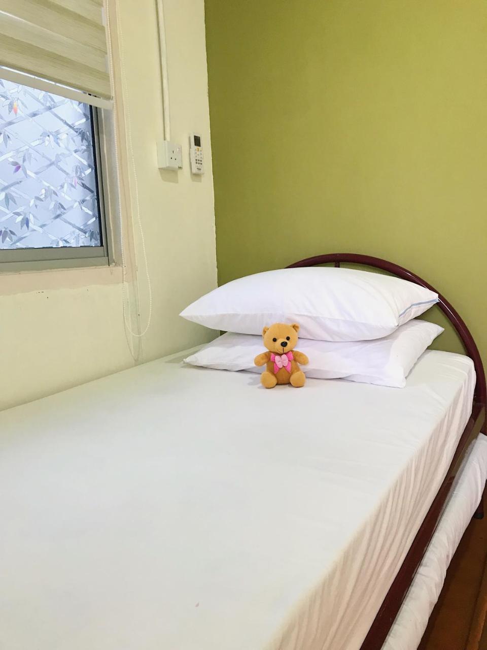 Merdeka Guest House 2 쿠칭 외부 사진
