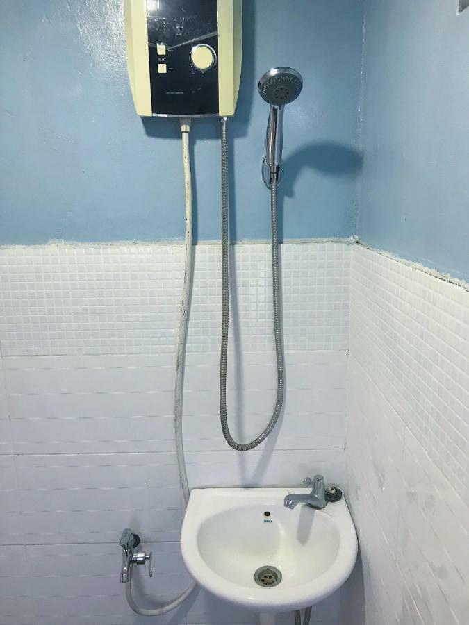 Merdeka Guest House 2 쿠칭 외부 사진